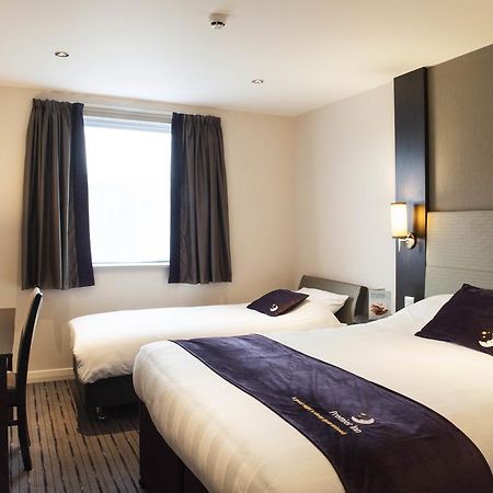 Premier Inn Uttoxeter Kültér fotó