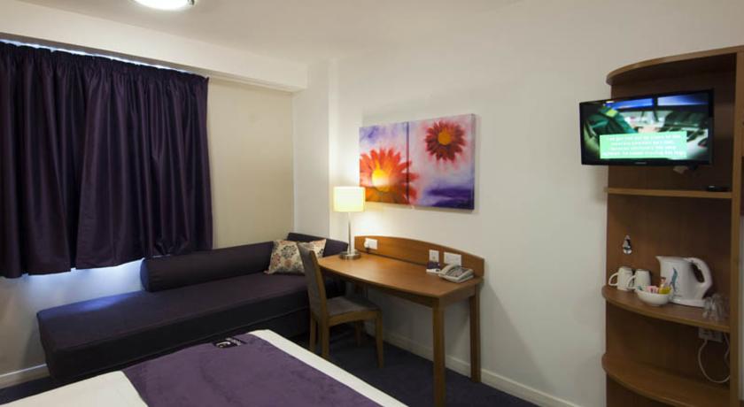 Premier Inn Uttoxeter Szoba fotó