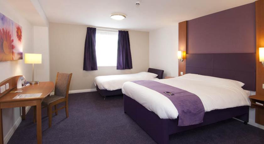 Premier Inn Uttoxeter Szoba fotó