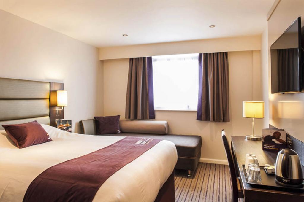 Premier Inn Uttoxeter Kültér fotó