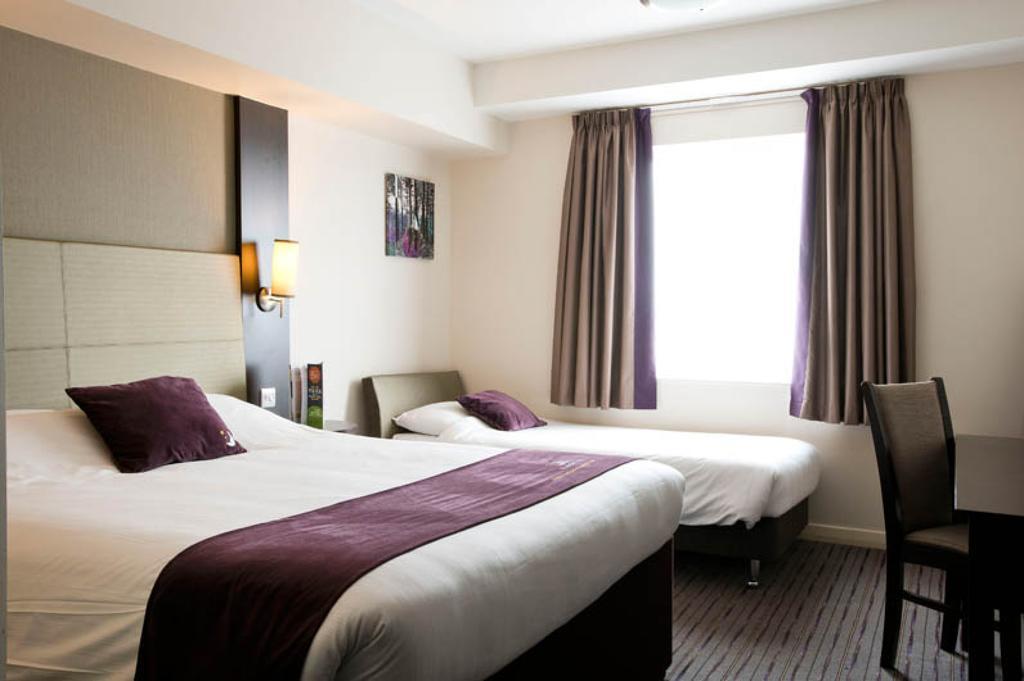 Premier Inn Uttoxeter Kültér fotó