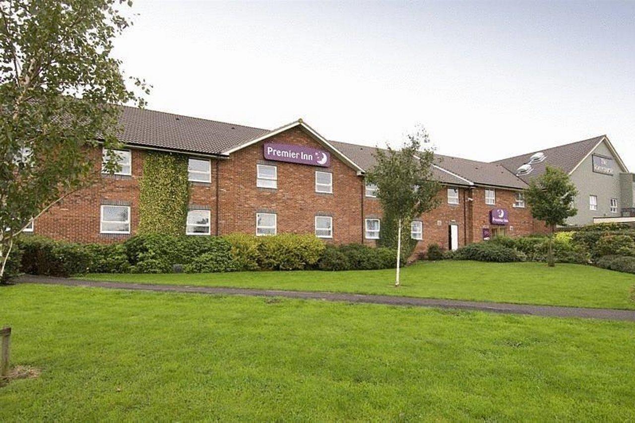 Premier Inn Uttoxeter Kültér fotó