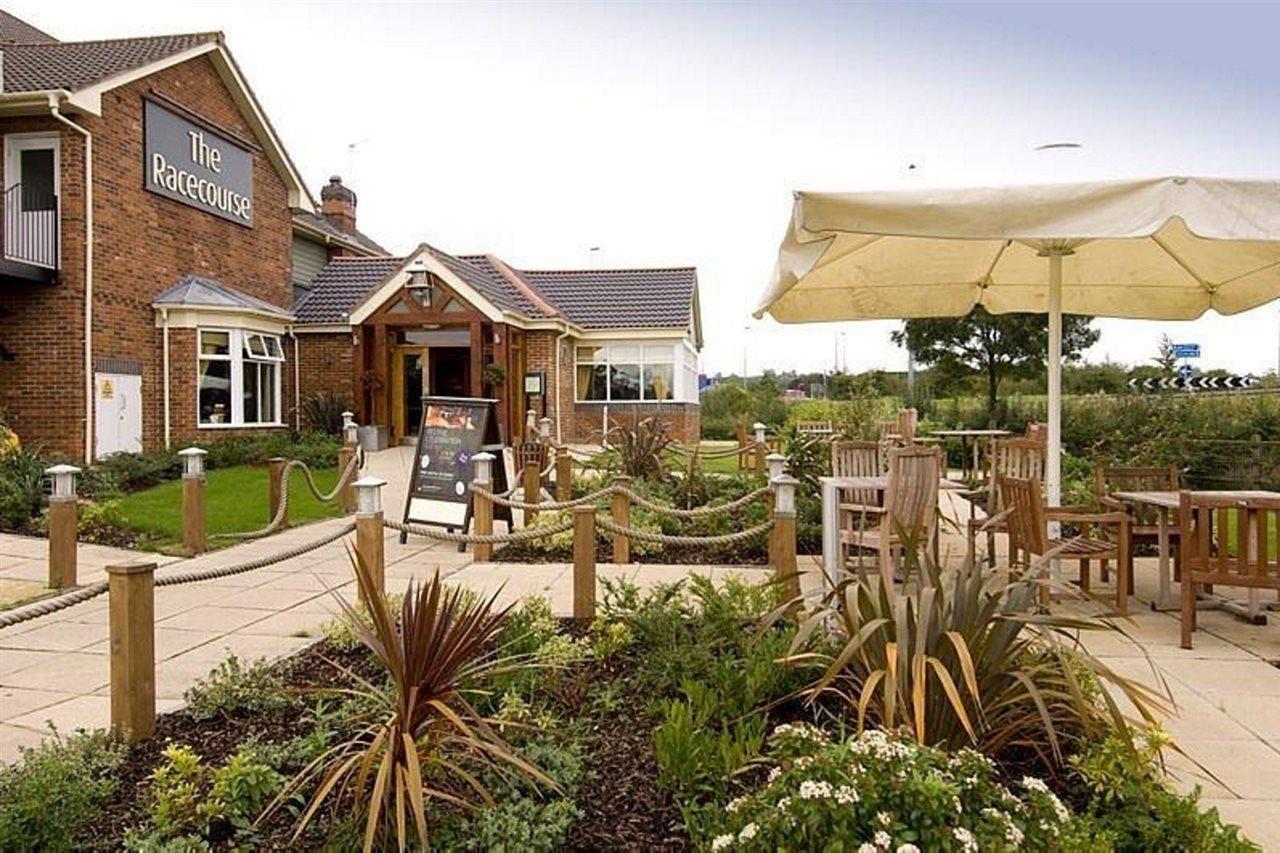 Premier Inn Uttoxeter Kültér fotó